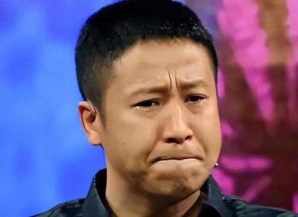 明福今投 国家一级演员张国强：因穷被前妻抛弃，后娶郭京飞旧爱，今很幸福